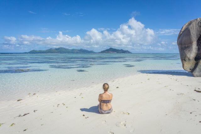 On a cruise in the Indian Ocean: dive into paradise please